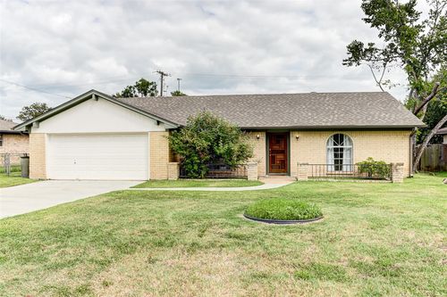 3503 Old Oaks Drive, Bryan, TX, 77802 | Card Image