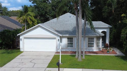 813 Crestridge Dr, TARPON SPRINGS, FL, 34688-9221 | Card Image