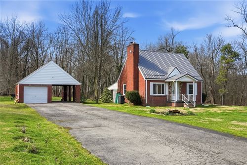 345 Aley Hill Rd, Beaver Falls, PA, 15010-5726 | Card Image