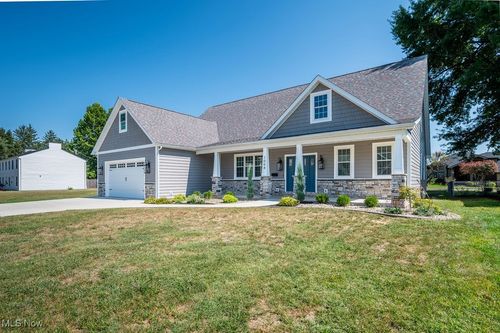 1004 Florence St, Belpre, OH, 45714-1502 | Card Image