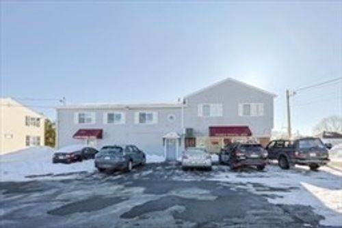 4and5-312 Wilbur Ave, Swansea, MA, 02777-2631 | Card Image
