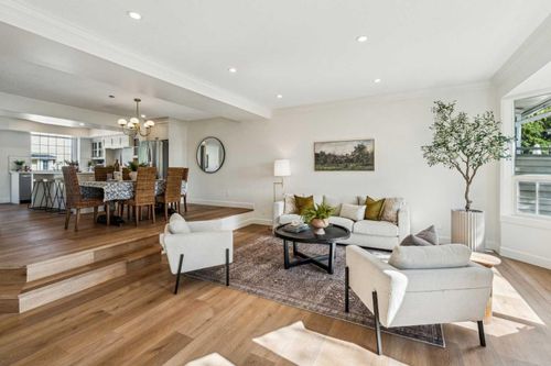 129-3437 42 Street Nw, Calgary, AB, T3A2M7 | Card Image