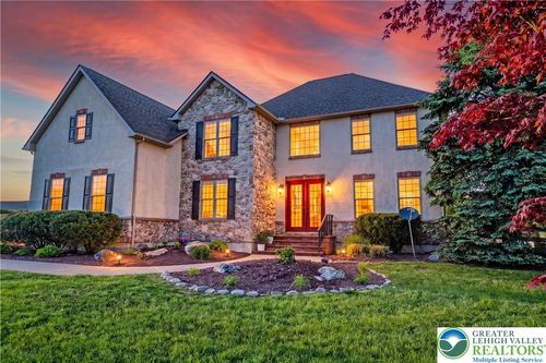 270 Hester Rd, Bangor, PA, 18013-9518 | Card Image