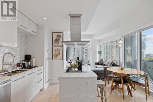 808-8 The Esplanade, Toronto, ON, M5E0A6 | Card Image