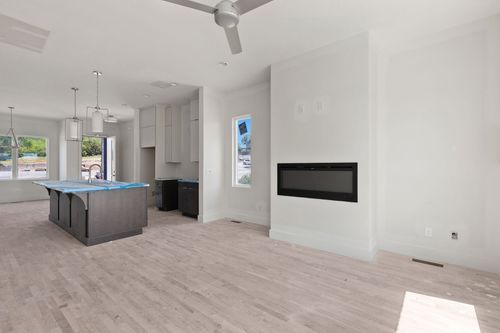 apt-15-1016 W Trinity Ln, Nashville, TN, 37218-2947 | Card Image