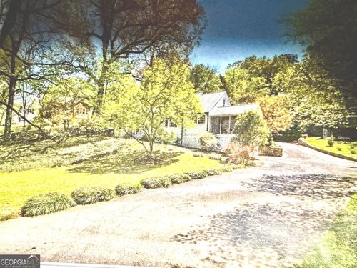 323 Trammell St, Calhoun, GA, 30701-2219 | Card Image