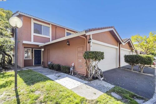 41 Chimney Rock, Oakland, CA, 94605-4605 | Card Image