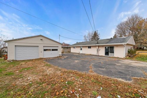 601 W 1st St, MOUNT MORRIS, IL, 61054-1018 | Card Image