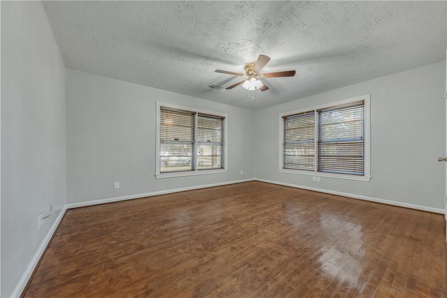 1105 E 30 Th St, House other with 3 bedrooms, 2 bathrooms and null parking in Bryan TX | Image 17