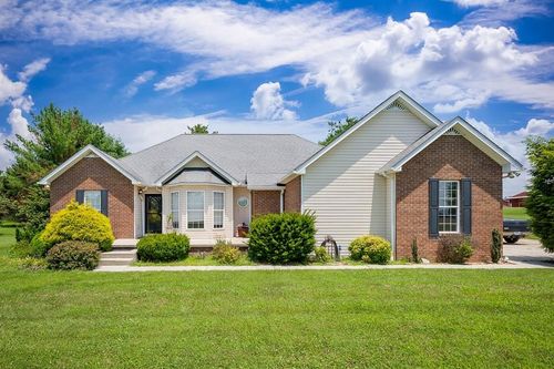 3660 Burgess Falls Rd, Sparta, TN, 38583-5691 | Card Image