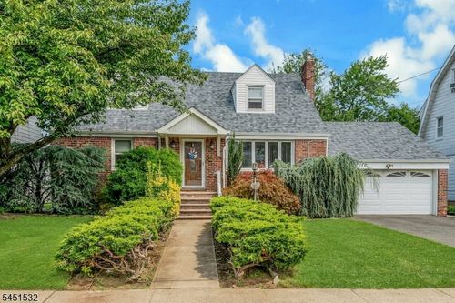 34 Berkeley Ave, Belleville, NJ, 07109-1470 | Card Image