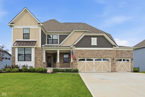 5402 Peachtree Rd, Zionsville, IN, 46077-7794 | Card Image