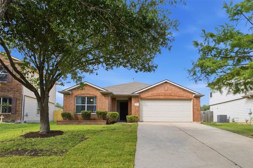 664 Hometown Pkwy, Kyle, TX, 78640-5827 | Card Image