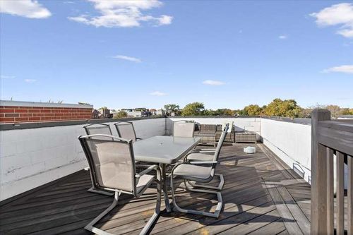 apt-1s-2022 N Wood St, Chicago, IL, 60614-9000 | Card Image