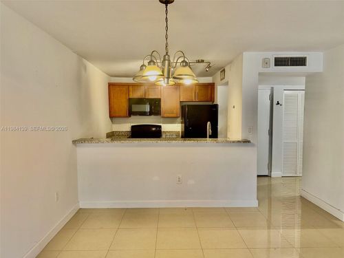 apt-c209-10700 Sw 108th Ave, Miami, FL, 33176-8614 | Card Image