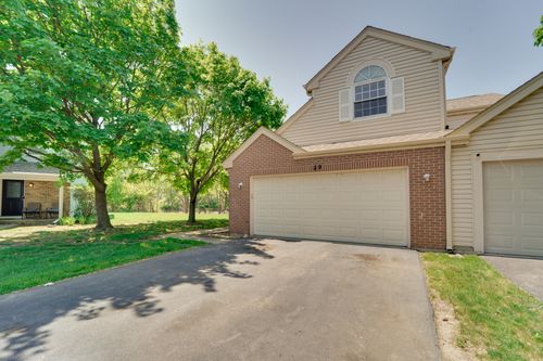 89 King Dr, Streamwood, IL, 60107-2231 | Card Image