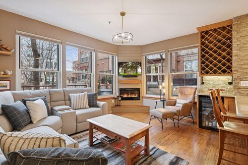 apt-125-645 N 1st St, Minneapolis, MN, 55401-1194 | Card Image