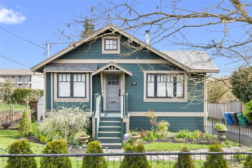 368 Milton St, Nanaimo, BC, V9R2K7 | Card Image