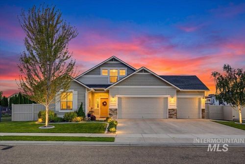 15653 Bridgeton Ave, Caldwell, ID, 83607-5577 | Card Image