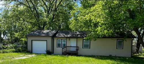 505 W Mill St, Ash Grove, MO, 65604-8931 | Card Image
