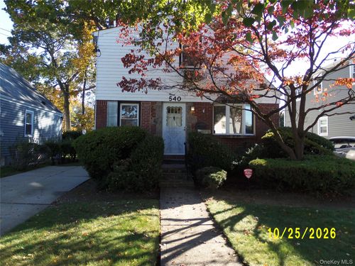 540 Stratford Road, Hempstead, NY, 11550 | Card Image