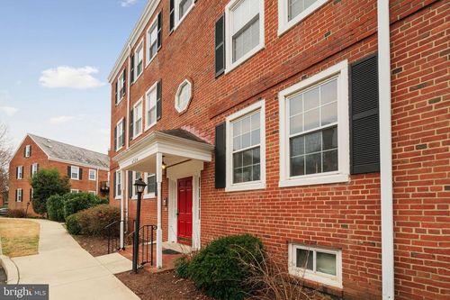 apt-b2-4724 29th St S, ARLINGTON, VA, 22206-1332 | Card Image