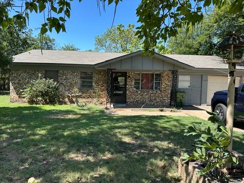 1600 Se 23rd Ave, Mineral Wells, TX, 76067-6774 | Card Image
