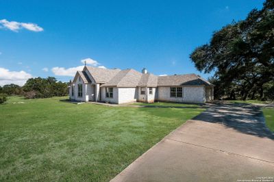 260 Mexican Hat Dr, House other with 4 bedrooms, 2 bathrooms and null parking in Spring Branch TX | Image 3