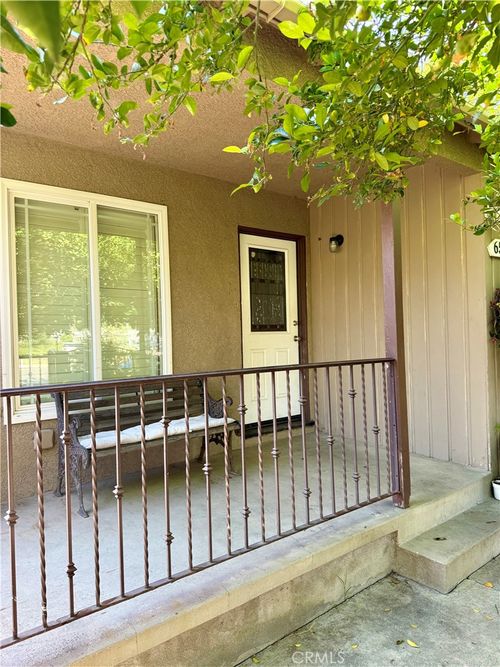 6517 White Oak Ave, Reseda, CA, 91335 | Card Image
