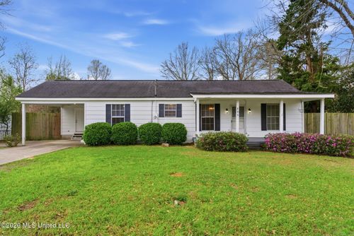 206 Ogilsvie St, Petal, MS, 39465-2519 | Card Image