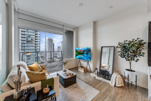 2207-6383 Mckay Ave, Burnaby, BC, V5H0H8 | Card Image