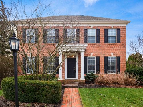 7043 Cunningham Dr, New Albany, OH, 43054-9065 | Card Image