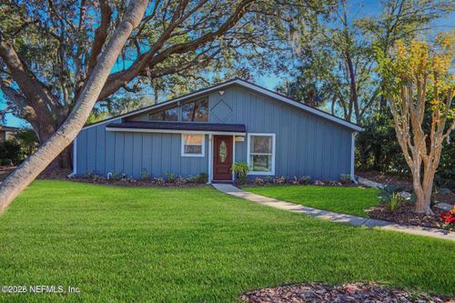 10123 Leisure Ln N, Jacksonville, FL, 32256-7189 | Card Image