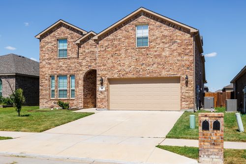 336 Emerald Creek Dr, Fort Worth, TX, 76131-4349 | Card Image
