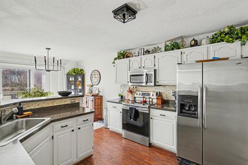 4404 Willow View Ct, Howell, MI, 48843-6505 | Card Image