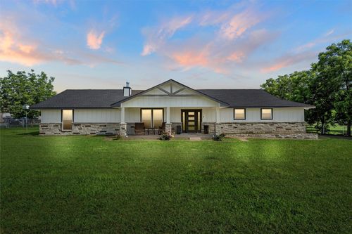 1125 Shilling Dr, Elm Mott, TX, 76640-3712 | Card Image