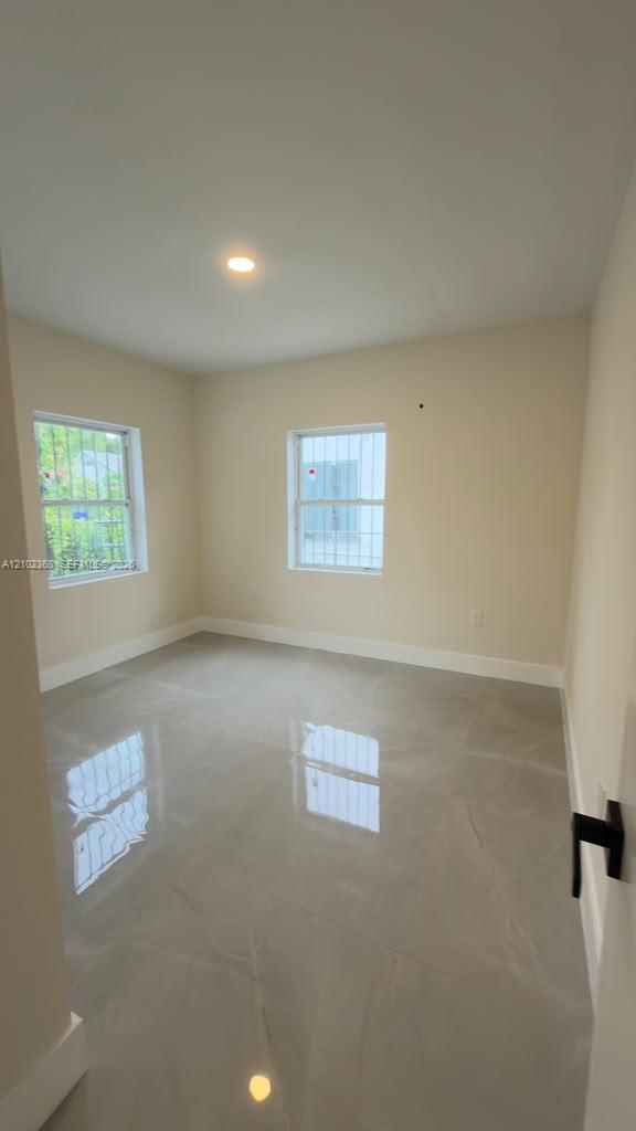 Residential Lease in Miami 3