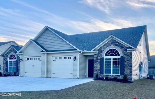 a-3225 Gordon Dr, Greenville, NC, 27834-4925 | Card Image