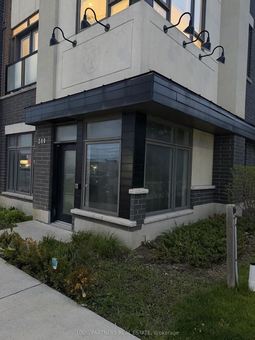 380 John St, Thornhill, ON, L3T5W6 | Card Image