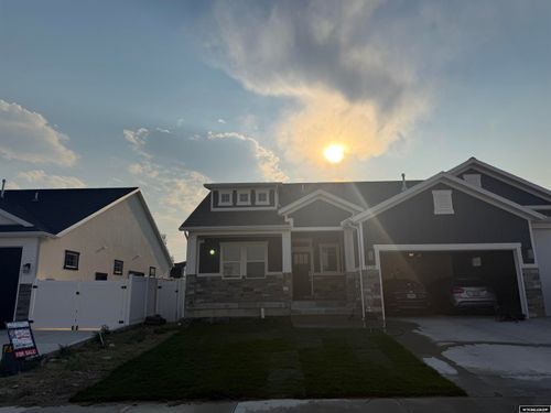 1128 Winchester Blvd, Rock Springs, WY, 82901-6166 | Card Image