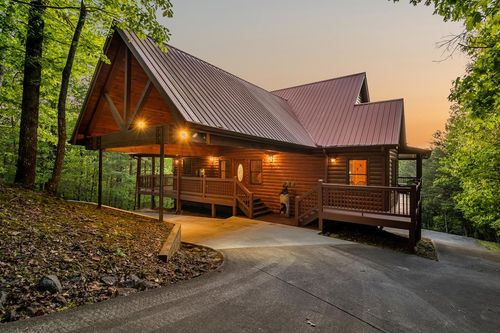 433 Spruce Cir, Mineral Bluff, GA, 30559-2973 | Card Image