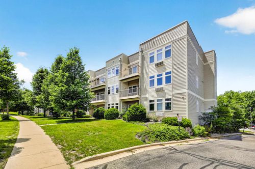 310-8206 Starr Grass Drive, Madison, WI, 53719 | Card Image