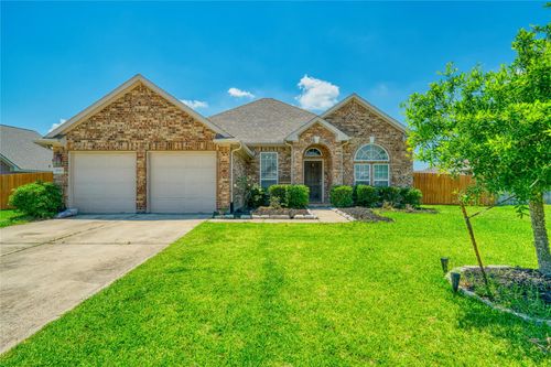 9515 Taylor Ln, Mont Belvieu, TX, 77523-5302 | Card Image