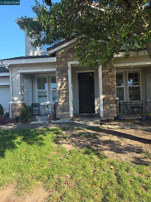 4916 Chamberlin Cir, Elk Grove, CA, 95757-2514 | Card Image