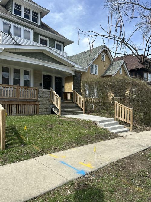 2437-2435 N 41st St, Milwaukee, WI, 53210-2933 | Card Image