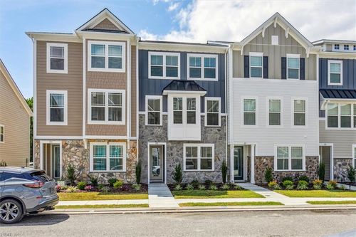115 Daybeacon St, Yorktown, VA, 23692-4934 | Card Image