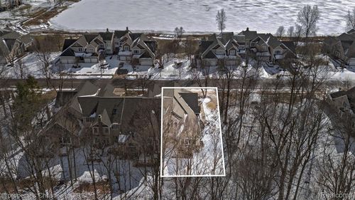 24910 Reeds Pointe Dr, Novi, MI, 48374-2540 | Card Image