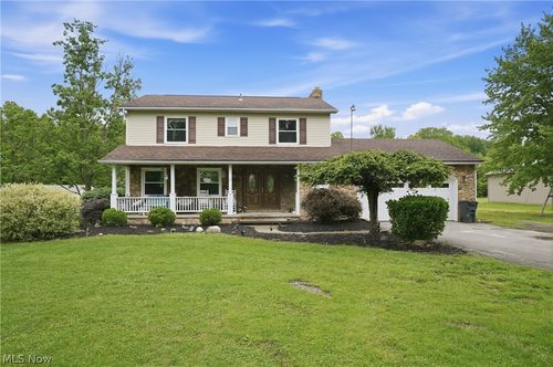 2697 Newton Tomlinson Rd, Newton Falls, OH, 44444-8726 | Card Image