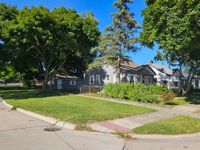 2501 Barrett Avenue, House other with 3 bedrooms, 1 bathrooms and null parking in Royal Oak MI | Image 2