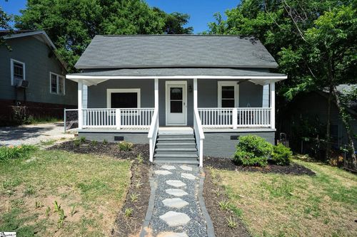 16 Pettee St, Greenville, SC, 29611-4716 | Card Image
